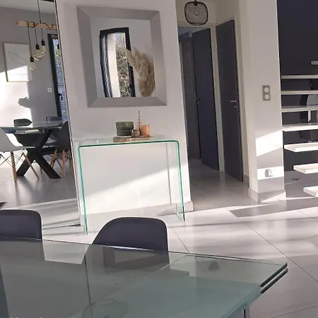 Πανσιόν Le Clos De Chenes * 8 Pers. * Jardin * Wifi 3*